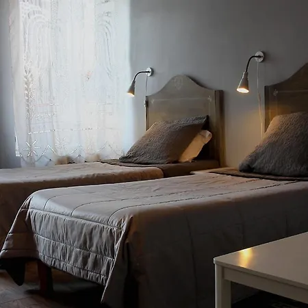 Guest house Des Toits En Ville